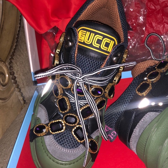 GUCCI TRACK SNEAKER - Picture 1 of 6
